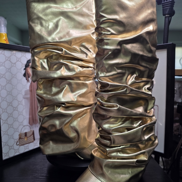 Azalea Wang Gold Boots - Picture 5 of 6